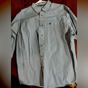 Ariat pro series long sleeve button shirt XL